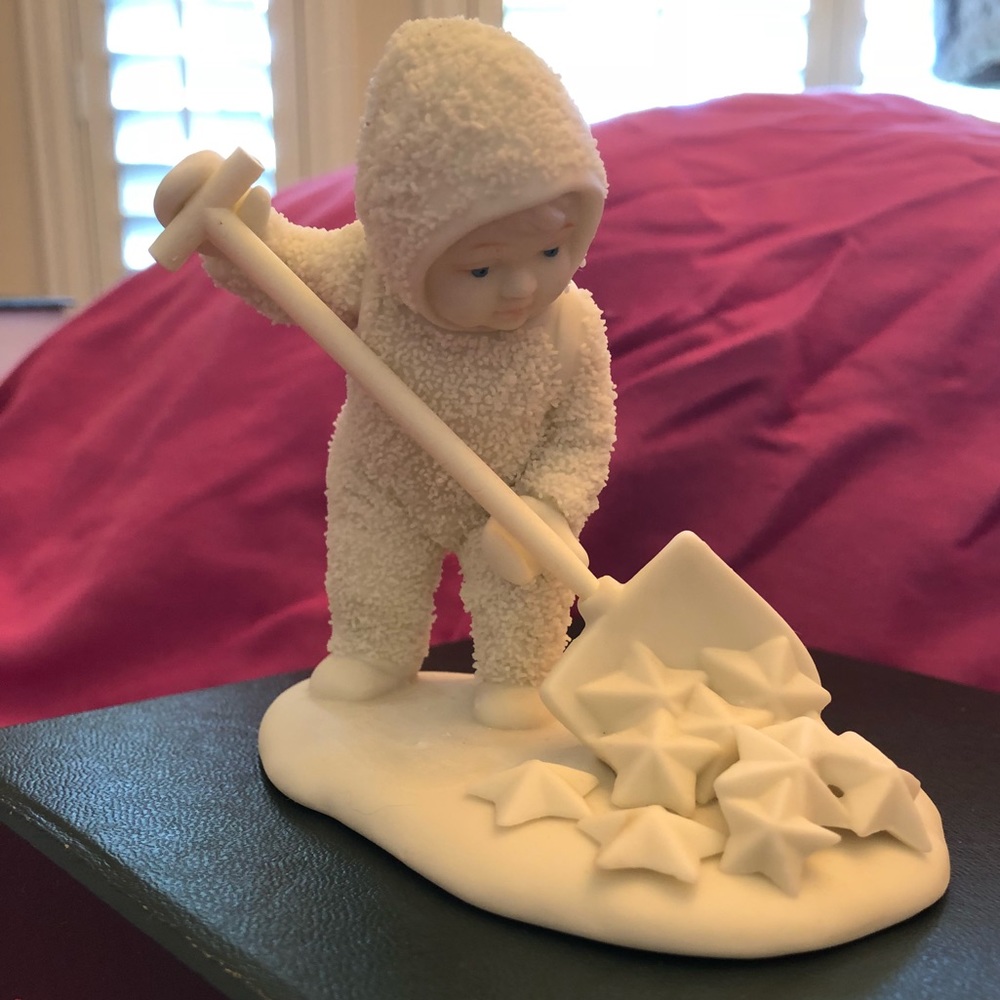 Retired Snowbabies Department 56 figurine